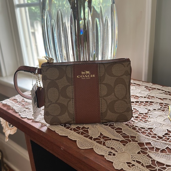 Coach NWT Signature Coated Canvas and Grossgrain Leather Wristlet - Picture 1 of 6